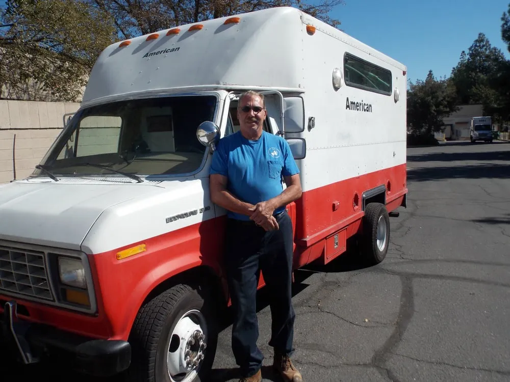 Slide of TJ Robb - Yolorepairmaster