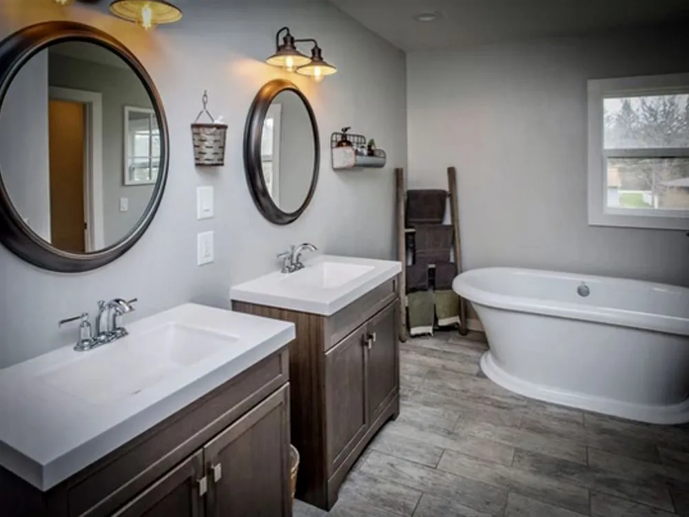 Slide of TL Henderson Plumbing