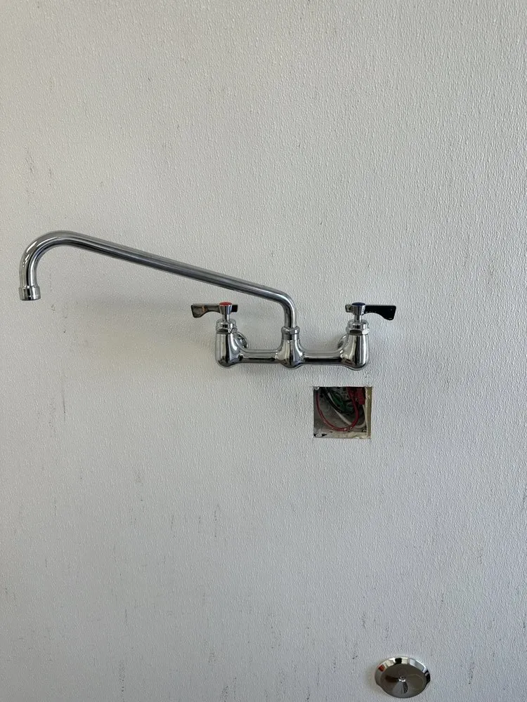 Slide of TnT Plumbing Heating & Air