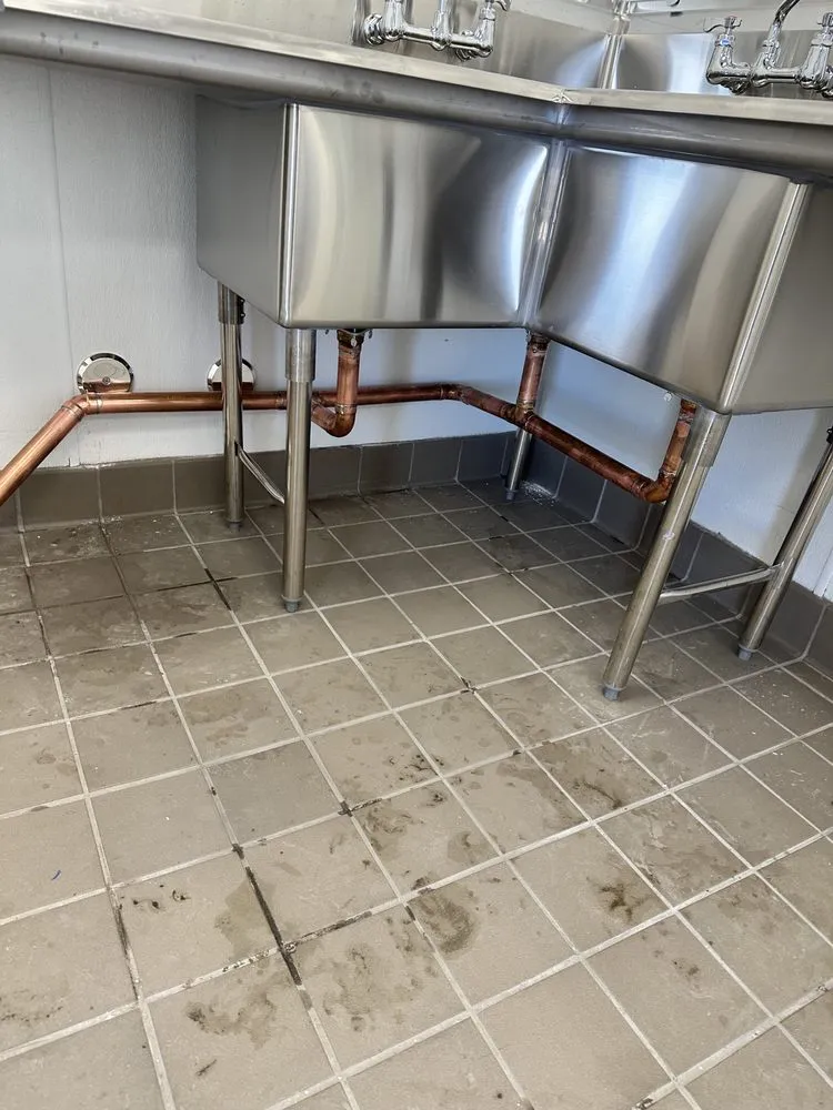 Slide of TnT Plumbing Heating & Air