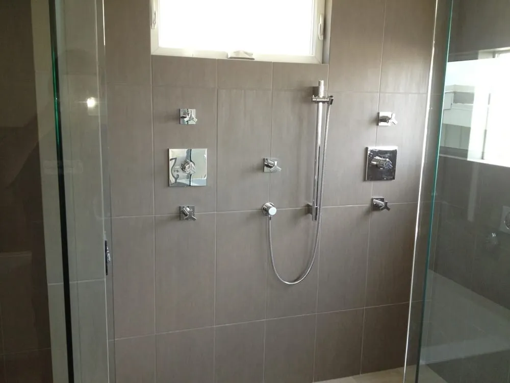 Slide of Tom Plumb Plumbing