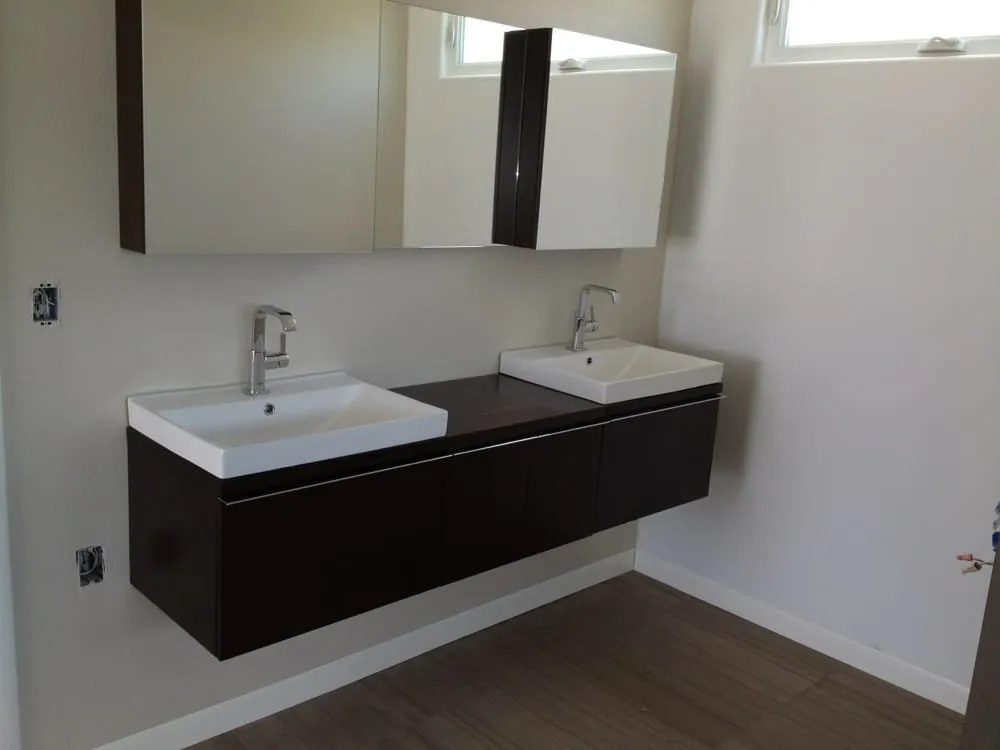 Slide of Tom Plumb Plumbing