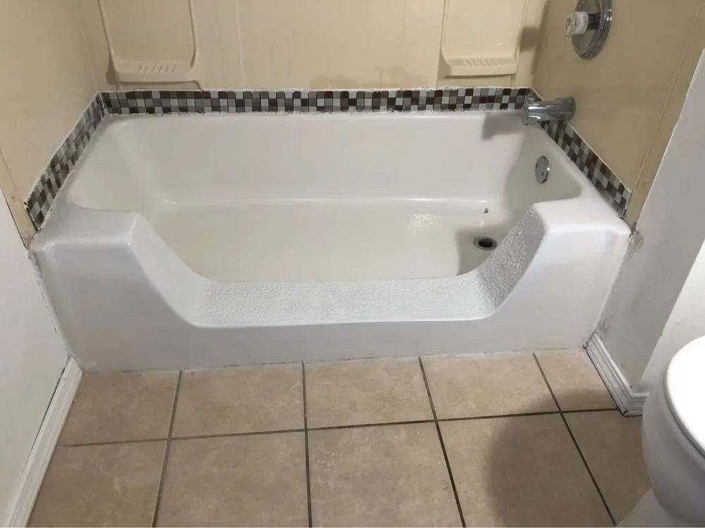 Slide of Tom Young Bathtub Repair & Refinishing