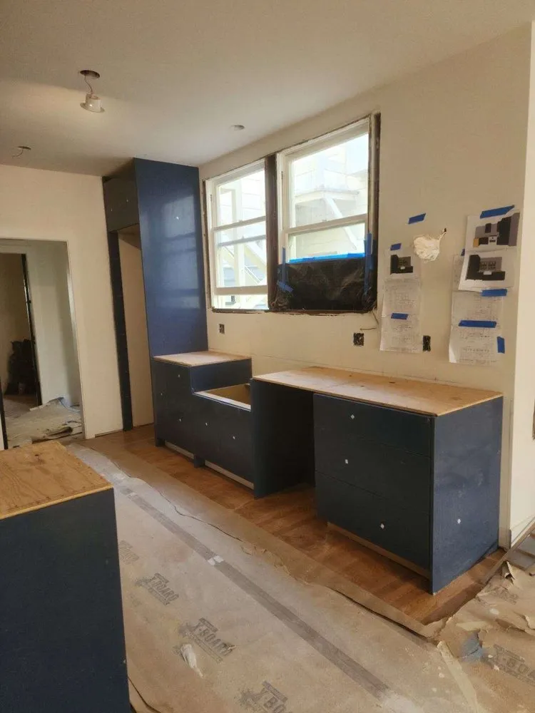 Slide of Tomas Calel Builders