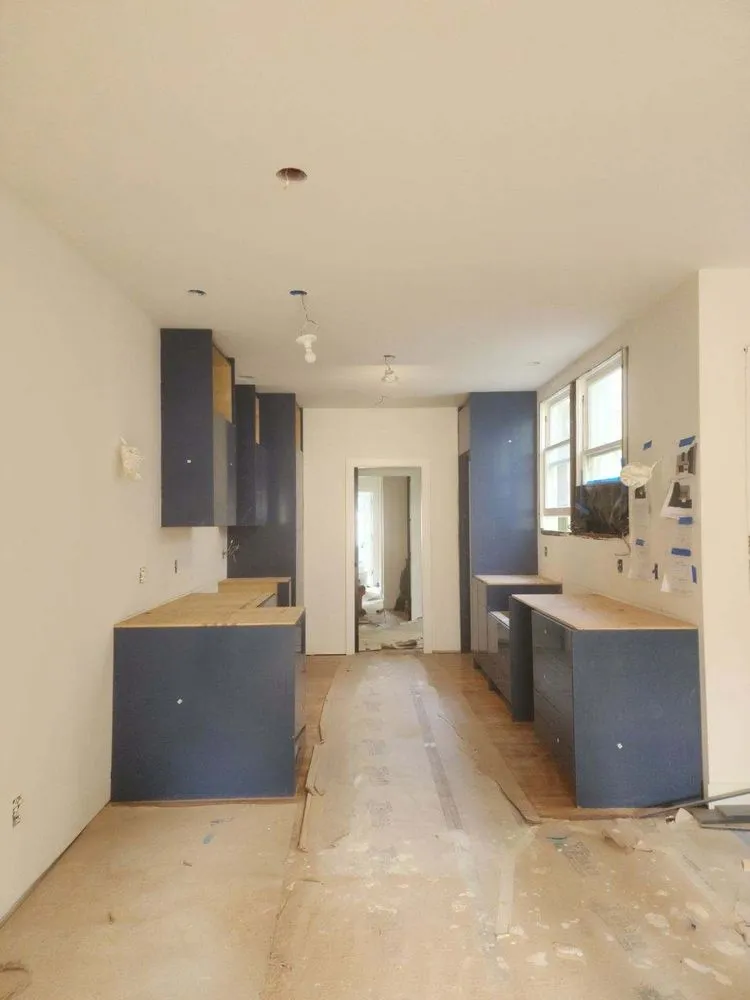 Slide of Tomas Calel Builders