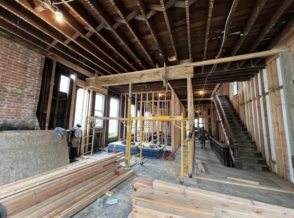 Slide of Tomas Calel Builders