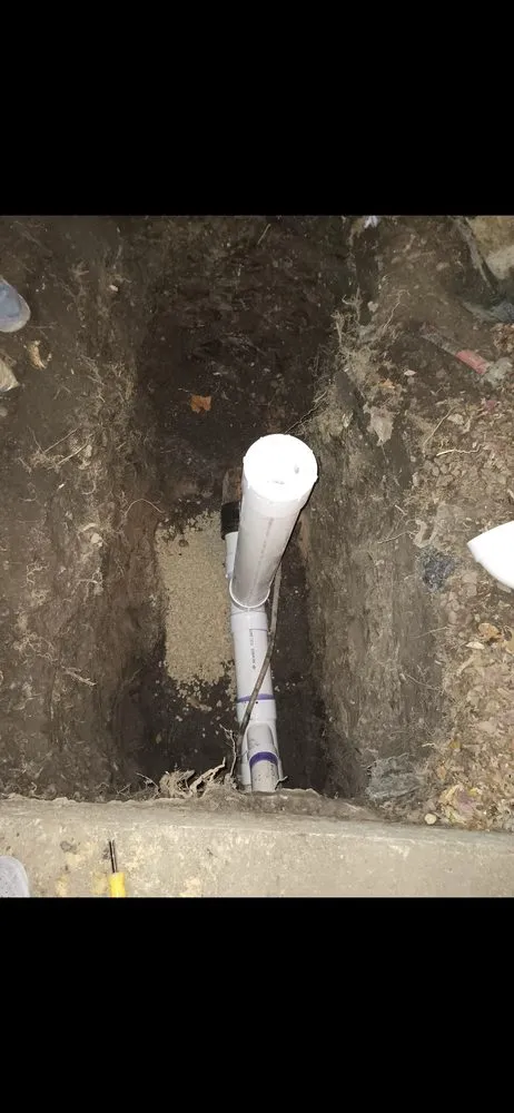 Slide of Tommy Tees Plumbing