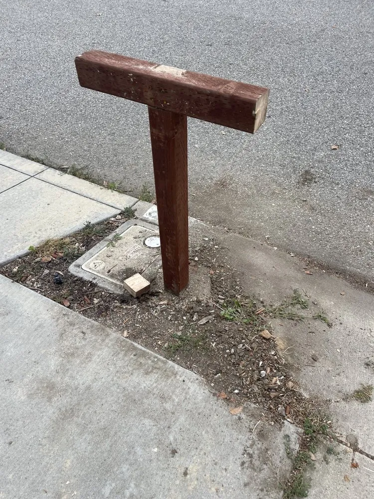 Slide of Tom's Handyman Solutions