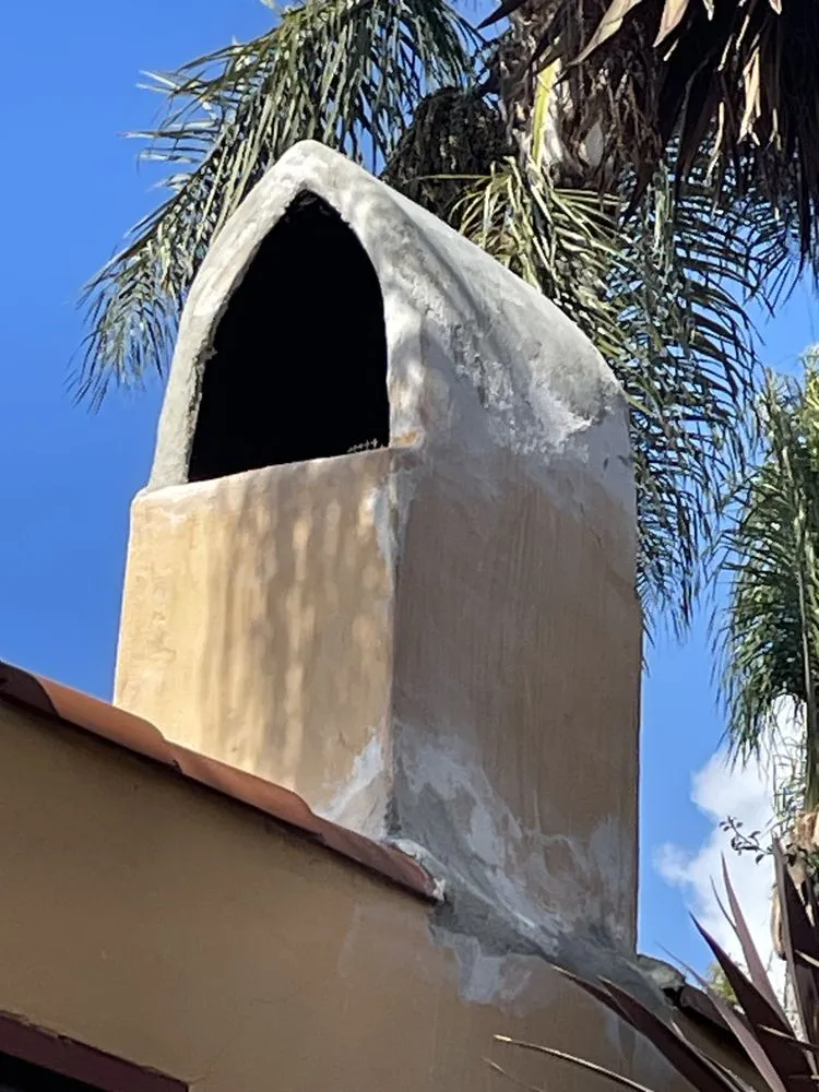 Slide of Tom's Handyman Solutions