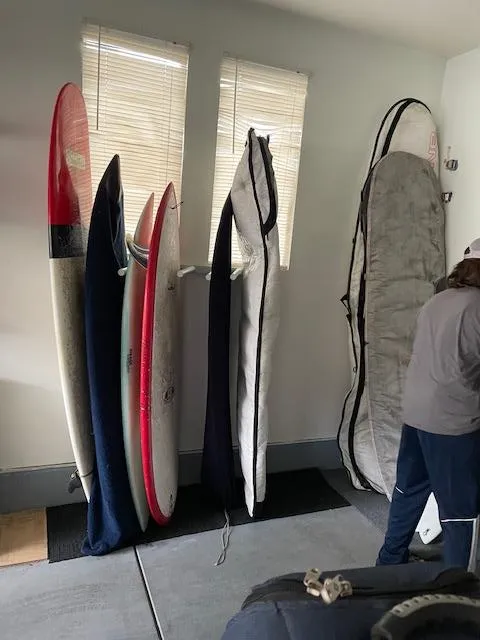 Slide of Tom's Handyman Solutions