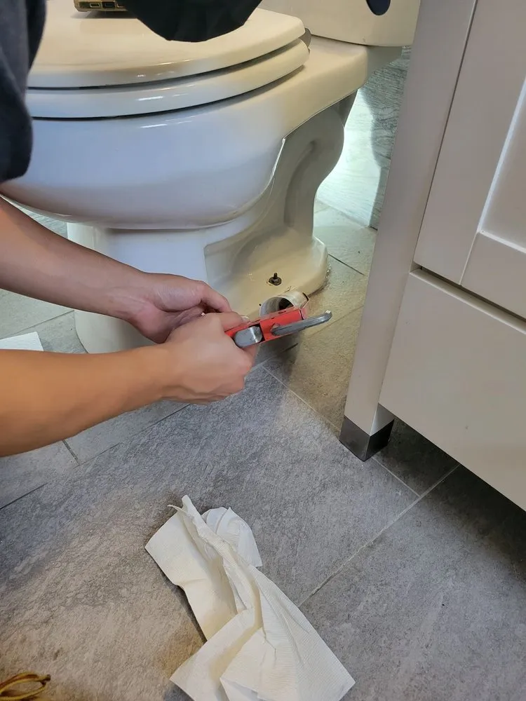 Affordable leak detection experts serving Flushing, NY - Tom’s Plumbing & Heating Services