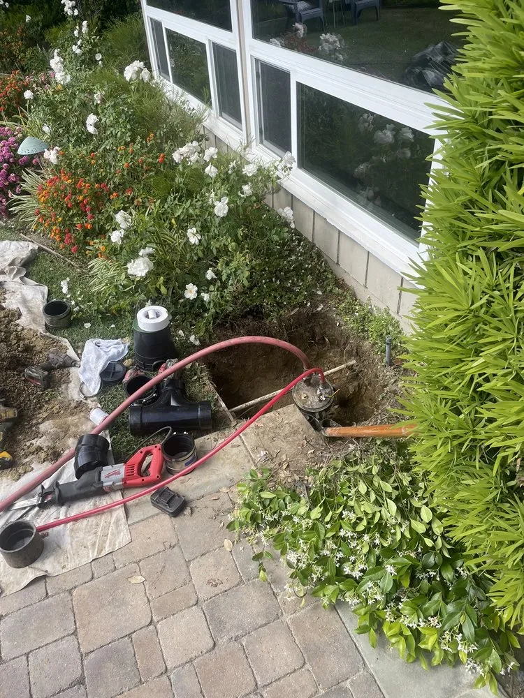 Slide of Tom's Plumbing Service TPS - La Habra