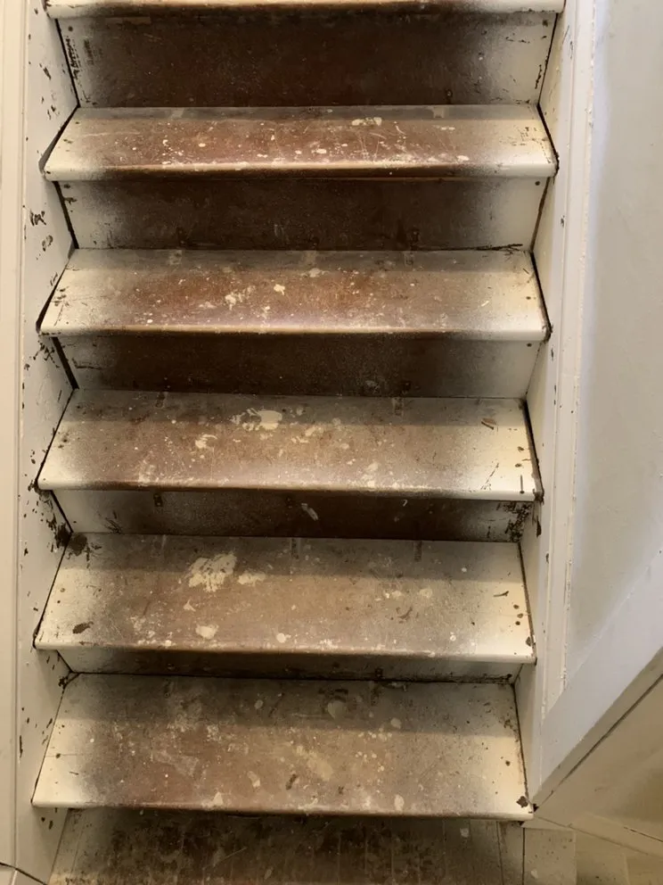 Slide of Tom’s Touch - Ups