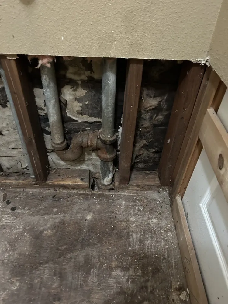 Slide of Tony’s Plumbing