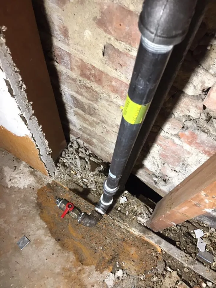 Slide of Tony'ss Plumber