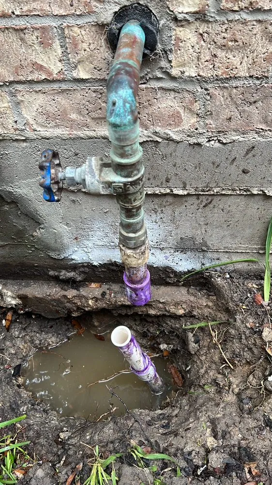 Slide of Tony'ss Plumber