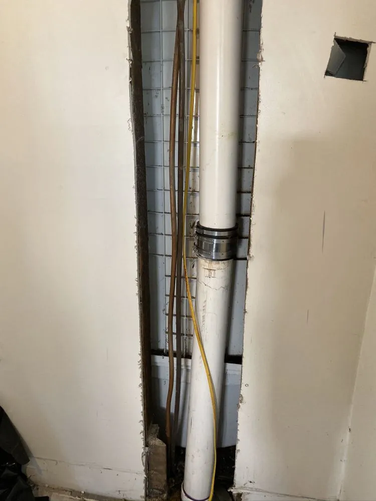 Slide of Toomer & Sons General Contractors