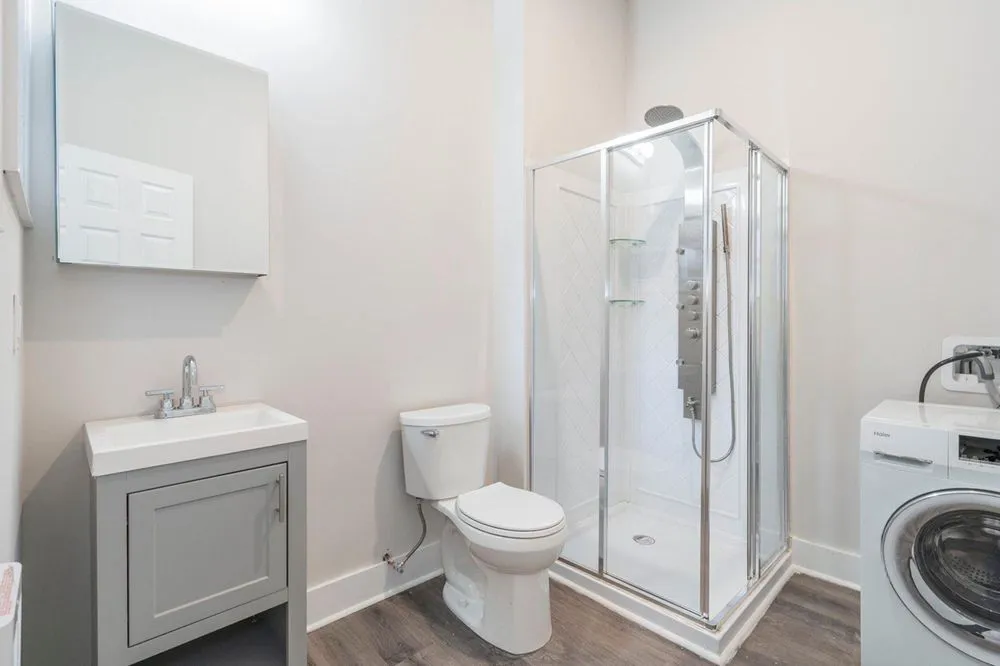 Slide of Toomer & Sons General Contractors