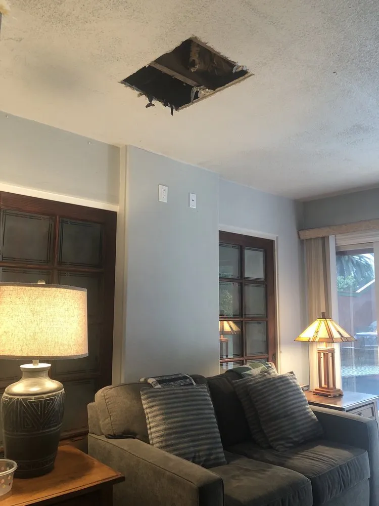 Slide of Top - Notch Plumbing