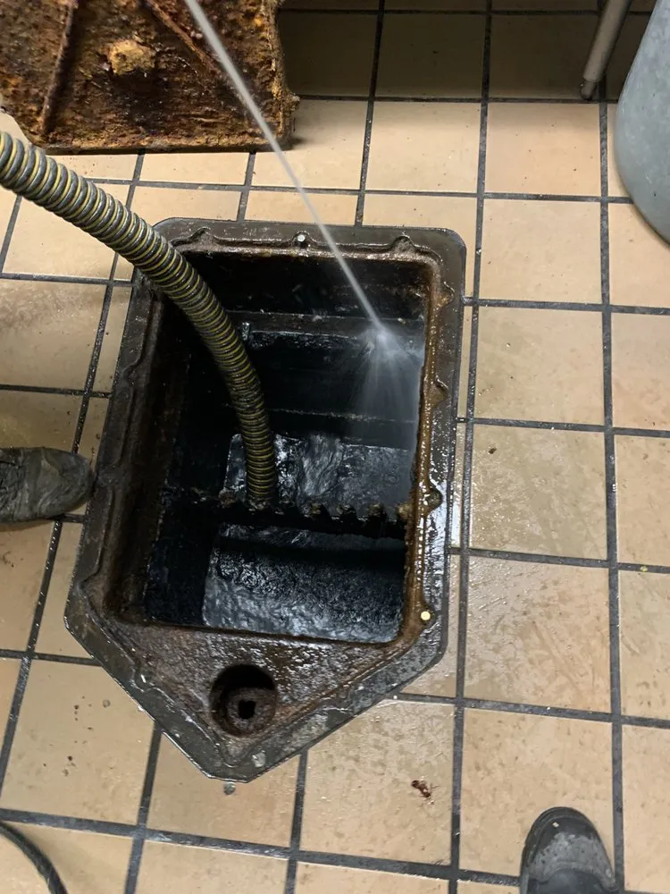 Quality pipe repair for homes in Burbank, CA by Top Contender Drain Specialist