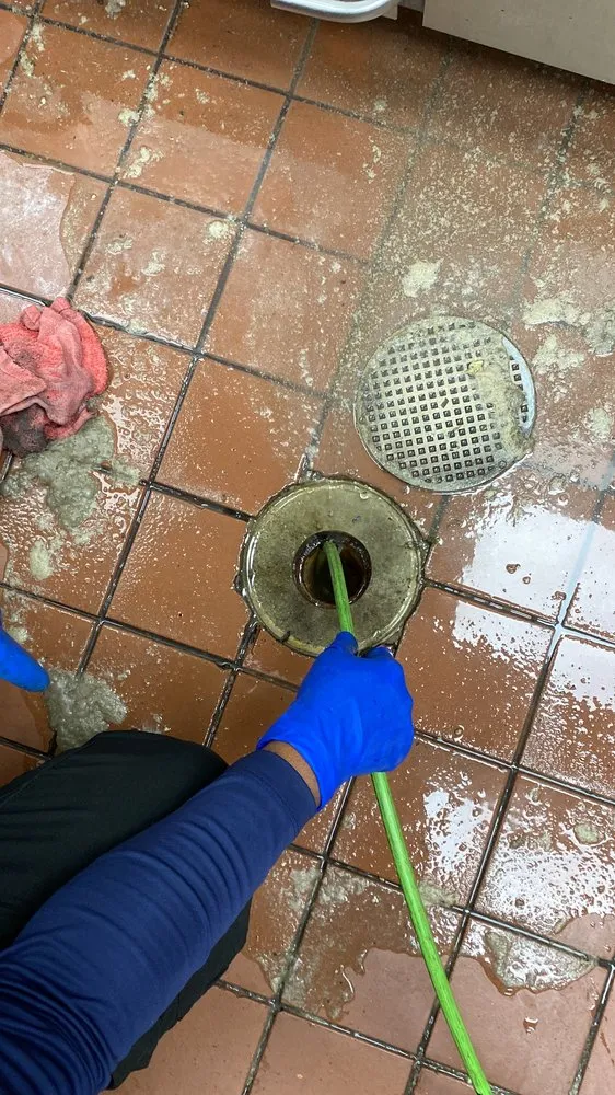 Reliable leak detection experts serving Fort Lauderdale, FL - Top Dog Drain & Sewer Cleaning