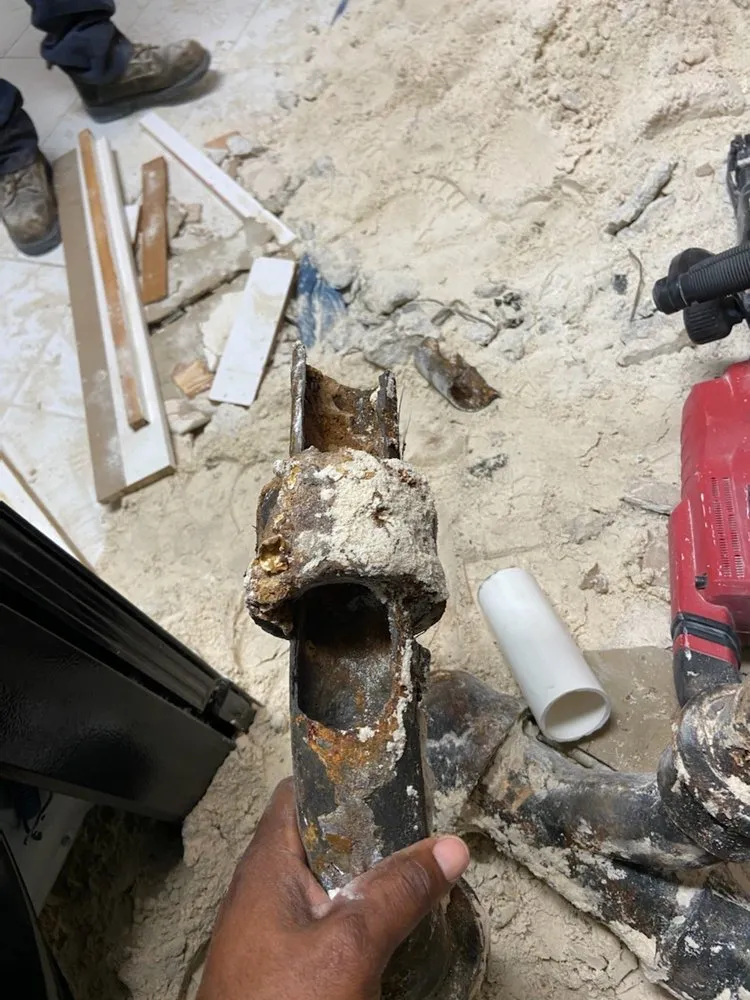 Slide of Top Dog Drain & Sewer Cleaning