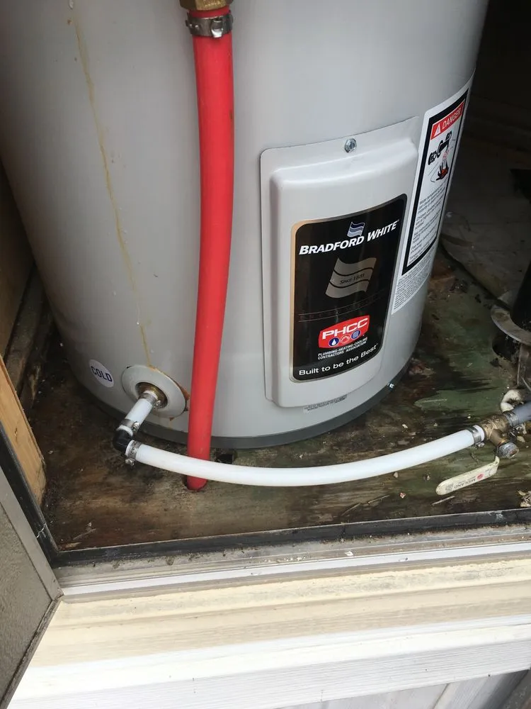 Slide of Top Hat Plumbing