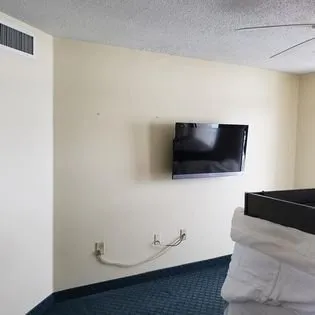 Slide of Top Notch Handyman