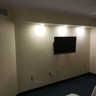 Slide of Top Notch Handyman