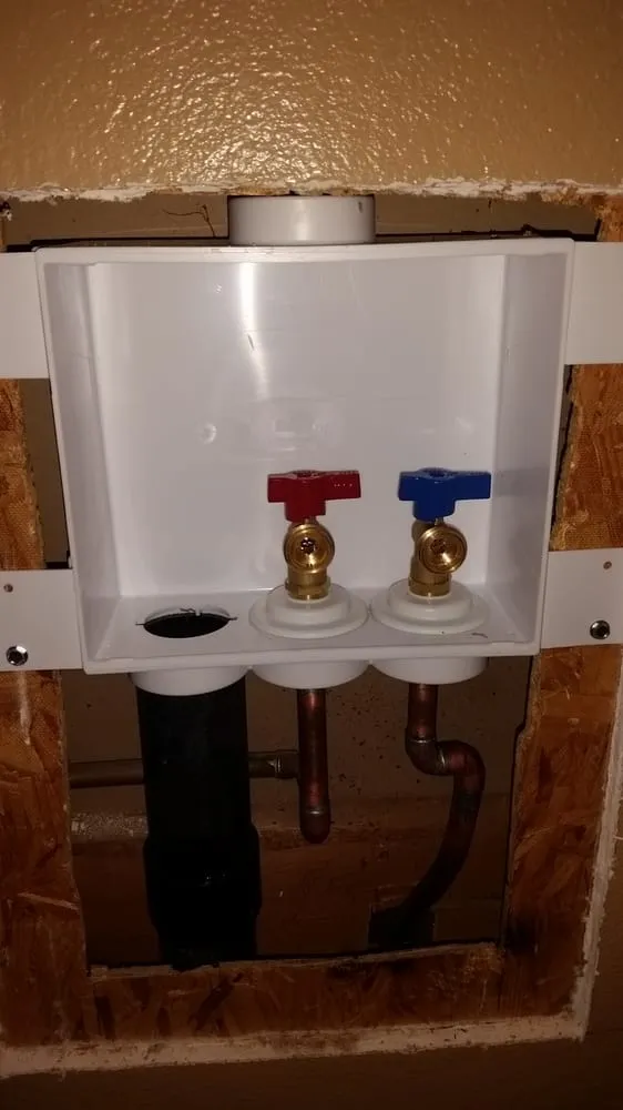 Expert emergency plumbing for homes in Corona, CA by Top Notch Plumbing Heating & Air Conditioning - Corona