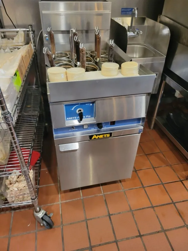 Slide of Top Tier Restaurant Repair