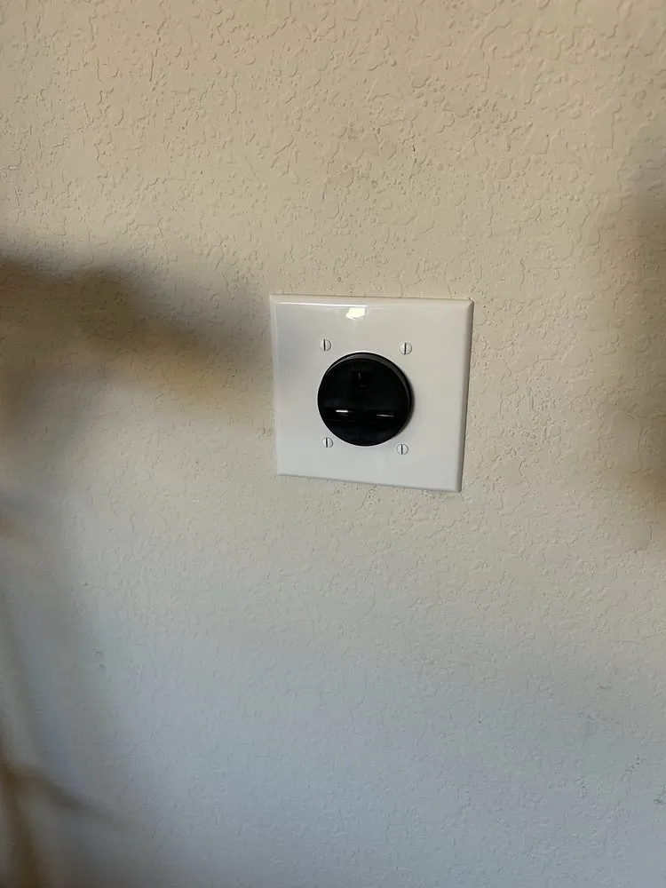 Quality water heater service experts serving Richland Hills, TX - TopTech Electric & Plumbing