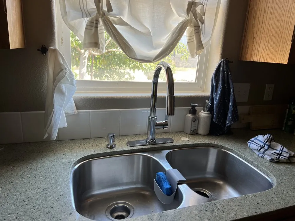 Quality emergency plumbing for homes in San Fernando Valley, CA by Tornado rooter