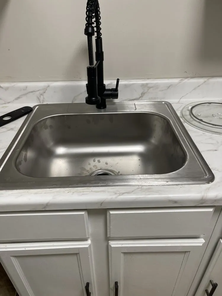 Slide of Torrellas Handy Maintenance