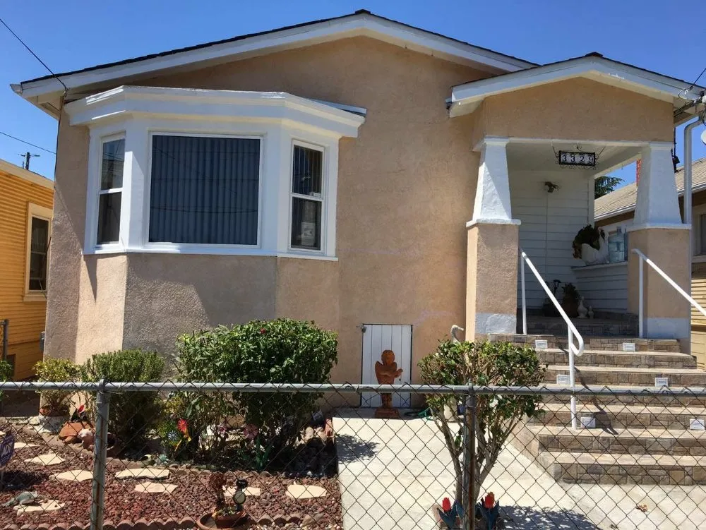 Slide of Torres Maintenance and Remodel