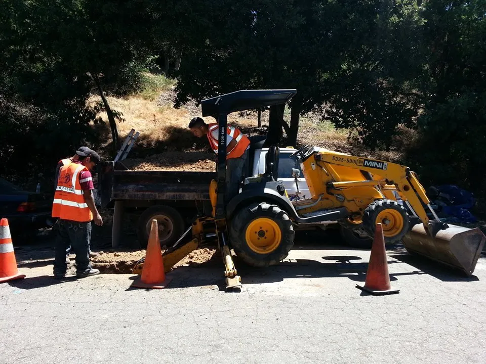 Slide of Toto's Plumbing