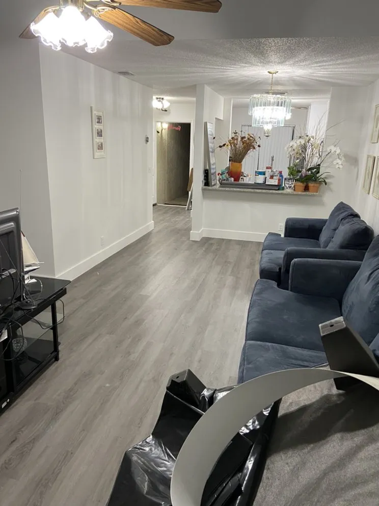 Slide of Trader Rodrigues