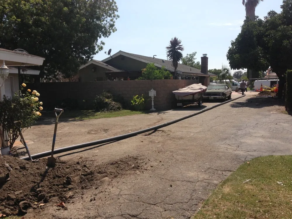 Slide of Trench-Less & Liner Experts