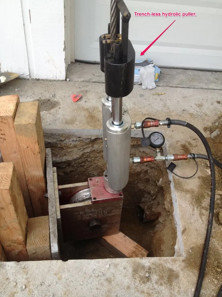 Slide of Trench-Less & Liner Experts