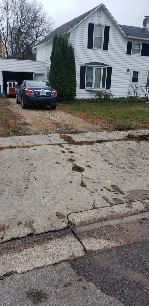 Expert emergency plumbing for homes in Lawler, IA by Trenchless Pipe Replacement