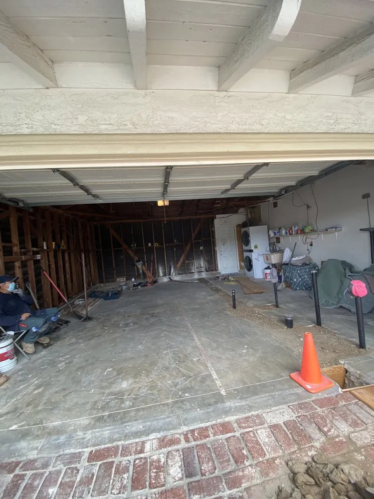 Slide of Tres Flores General Construction