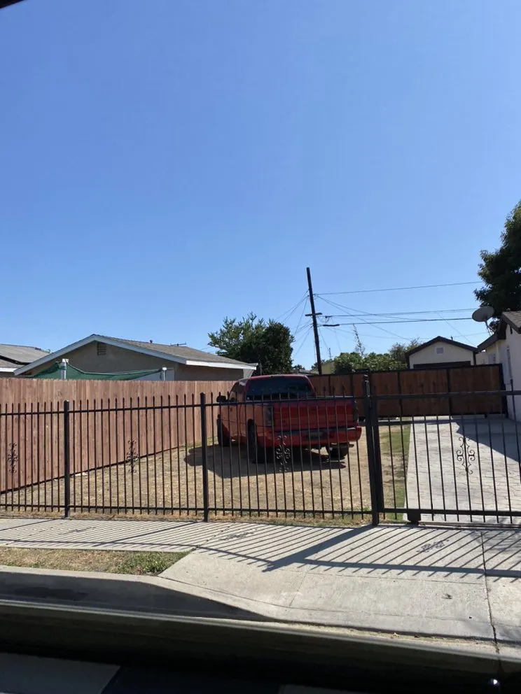 Emergency drain cleaning in Los Angeles, CA by Tres Flores General Construction