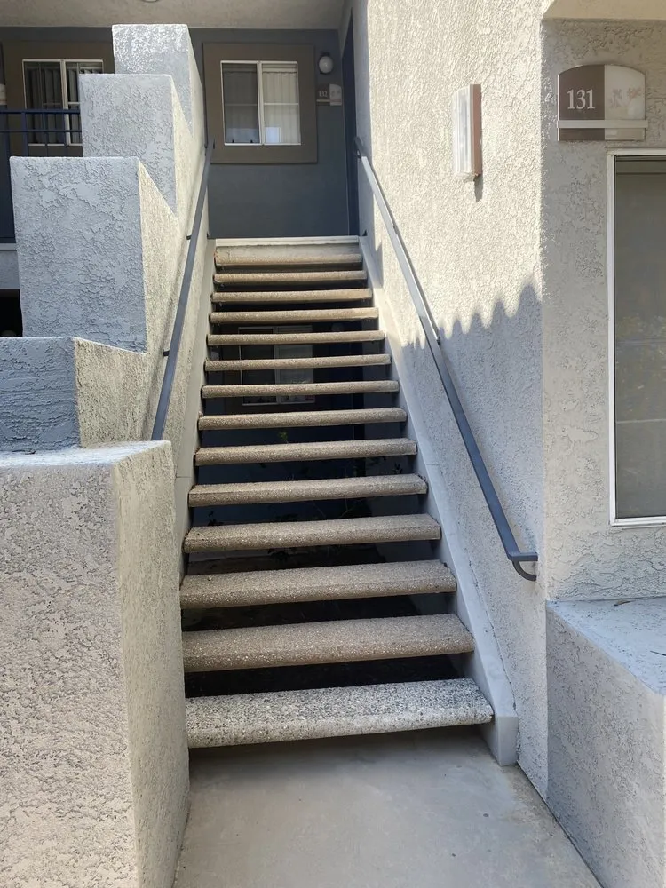 Slide of Tres Flores General Construction