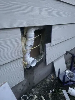 Trevinos Plumbing Logo