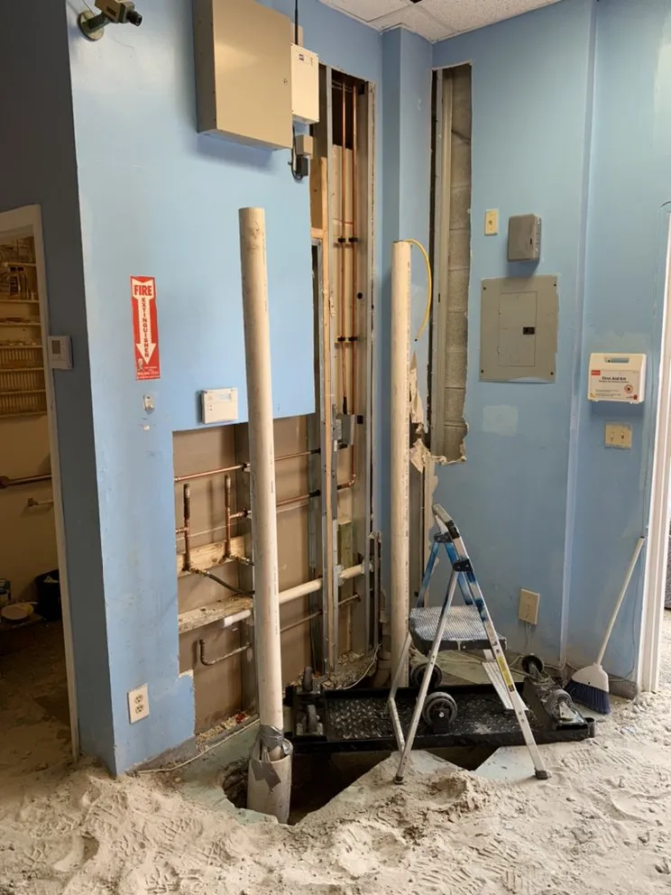 Slide of Tri-County Repairs