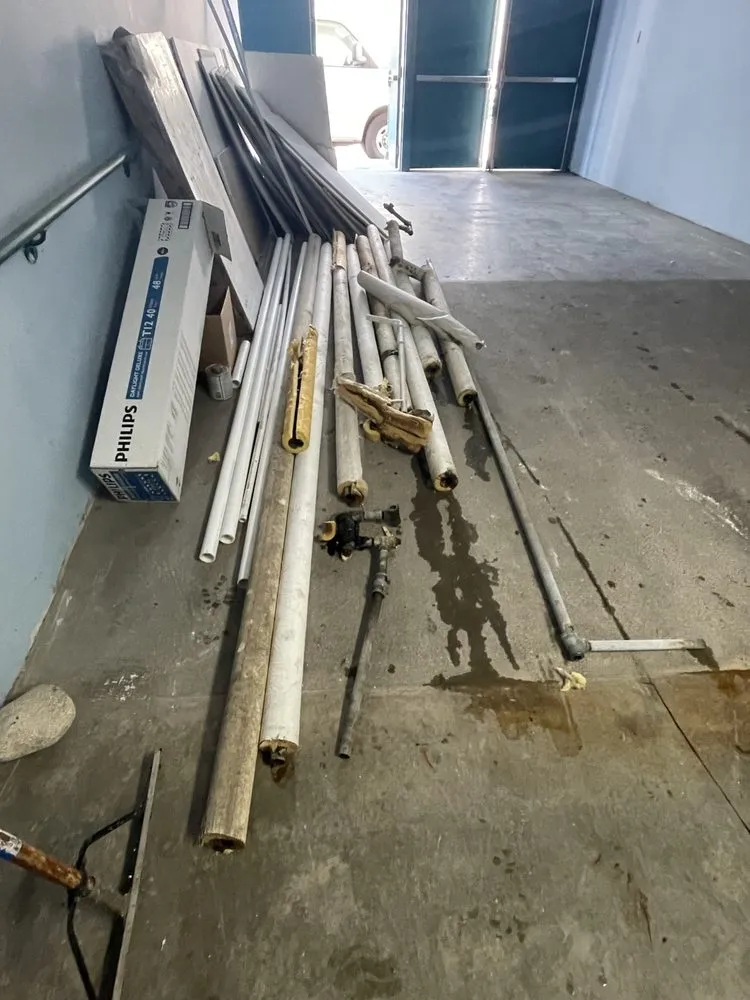 Slide of Triple 7 Services