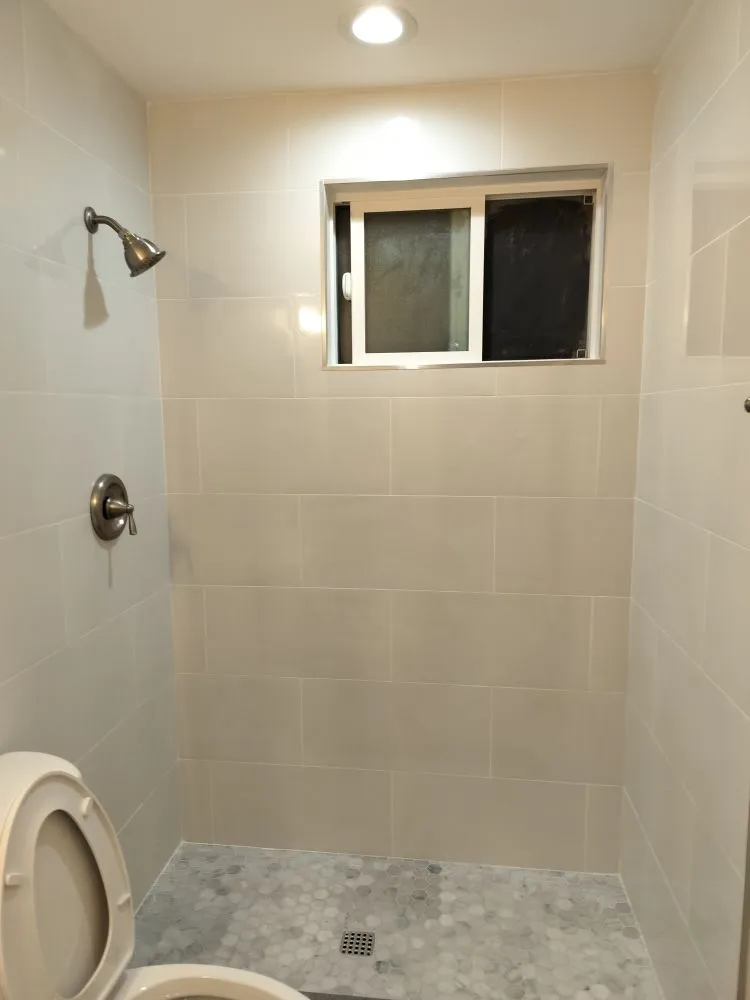 Slide of Triple R Builders