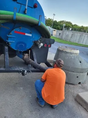 Triple S septic solutions Logo