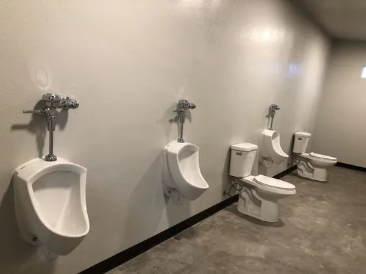 TR&PLUMBING ONE Logo