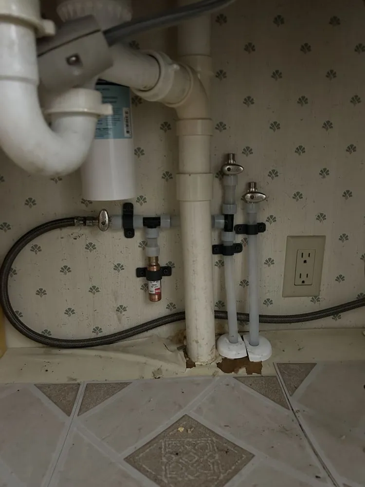 Slide of True Plumbers & AC